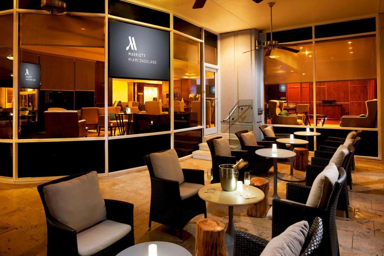Miami Marriott Dadeland Hotel Exterior photo